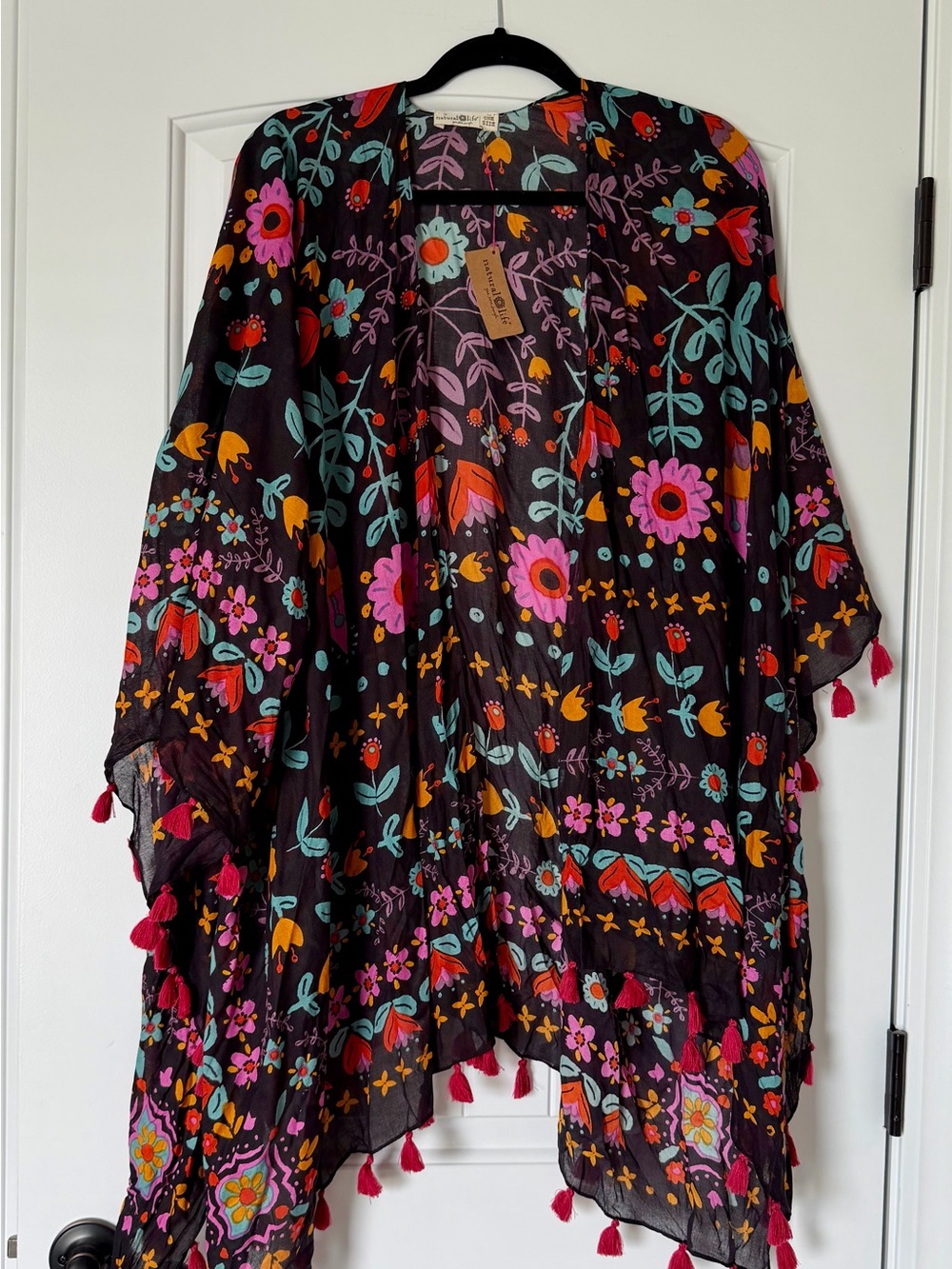 NWT Natural Life Floral Tassel Kimono - Black with Flowers One Size - Picture 1 of 5